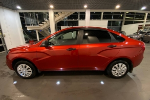 LADA VESTA