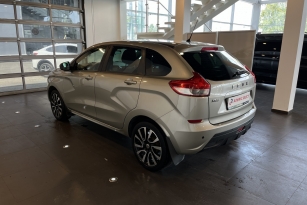 LADA XRAY