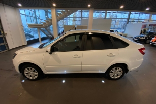 LADA GRANTA