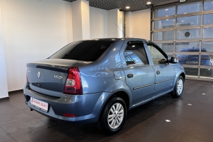 RENAULT LOGAN