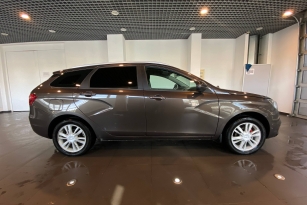 LADA VESTA