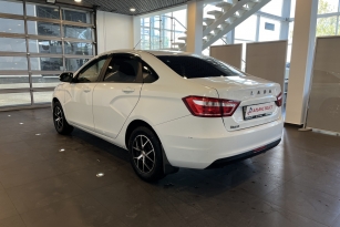 LADA VESTA
