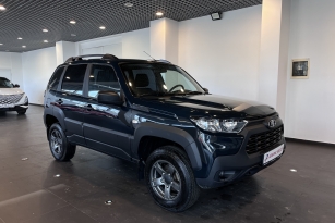 LADA NIVA TRAVEL