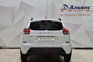 LADA XRAY