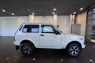 LADA 2121 (4X4)
