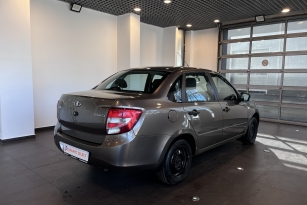 LADA GRANTA