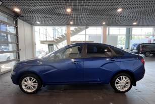 LADA VESTA