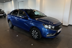 LADA VESTA