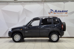 CHEVROLET NIVA