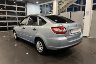 LADA GRANTA