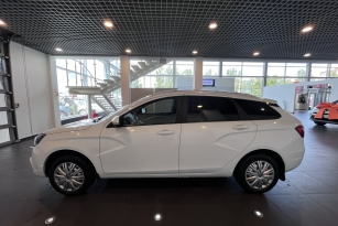 LADA VESTA
