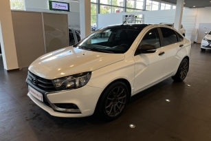 LADA VESTA