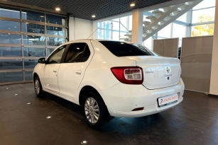 RENAULT LOGAN