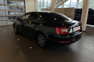 SKODA OKTAVIA