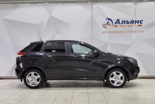 LADA XRAY
