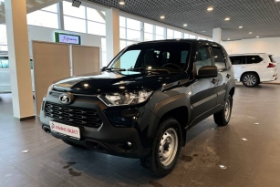 LADA NIVA TRAVEL
