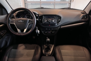 LADA VESTA