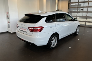 LADA VESTA
