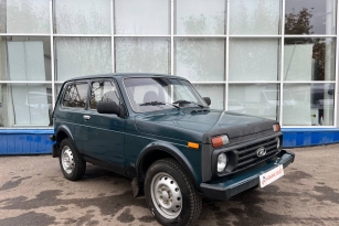 LADA 2121