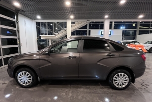 LADA VESTA
