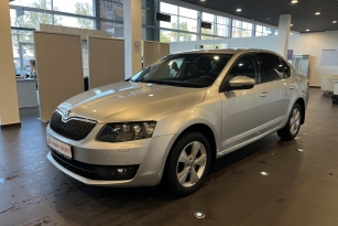 SKODA OKTAVIA