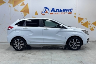 LADA XRAY