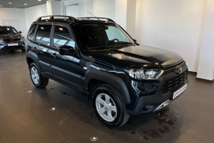 LADA NIVA TRAVEL