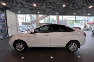 LADA VESTA