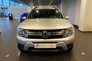 RENAULT DUSTER