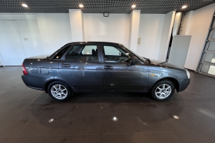 LADA PRIORA