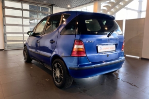 MERCEDES-BENZ A140