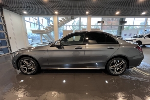MERCEDES-BENZ C