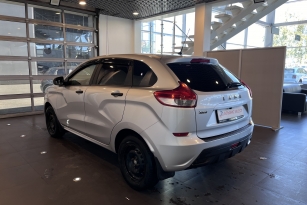 LADA XRAY