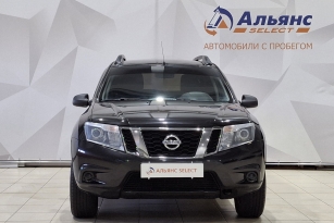 NISSAN TERRANO