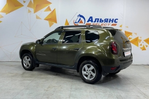 RENAULT DUSTER