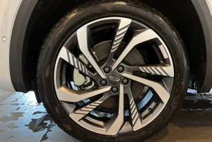 GEELY MONJARO (KX11)