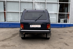 LADA 2121