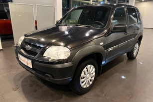CHEVROLET NIVA