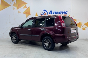 NISSAN X-TRAIL