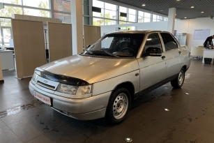 LADA 2110