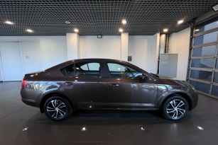 SKODA OKTAVIA