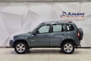 CHEVROLET NIVA