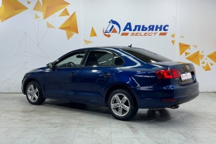 VOLKSWAGEN JETTA