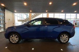 LADA VESTA