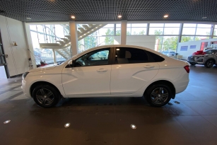 LADA VESTA