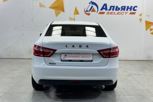 LADA VESTA