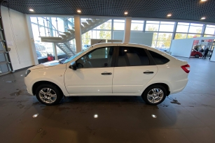 LADA GRANTA