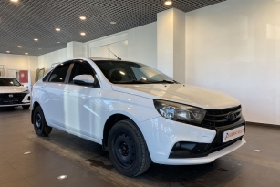 LADA VESTA