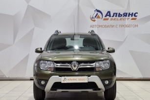 RENAULT DUSTER
