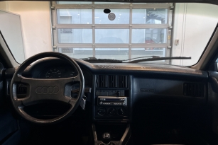 AUDI 80
